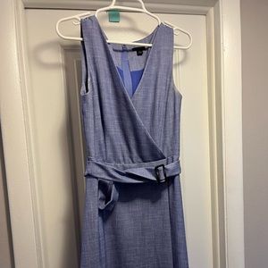 Lightly worn Ann Taylor dress, perfect for Spring!